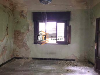 VENTA | CASA PARA RECICLAR | BRAZO ORIENTAL - foto 5