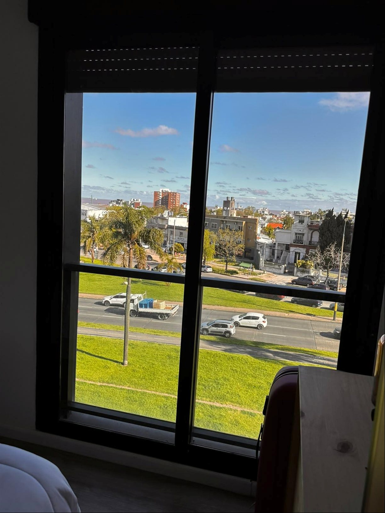 Alquiler apartamento de 1 dormitorio al frente vista despejada Malvín · Foto 3