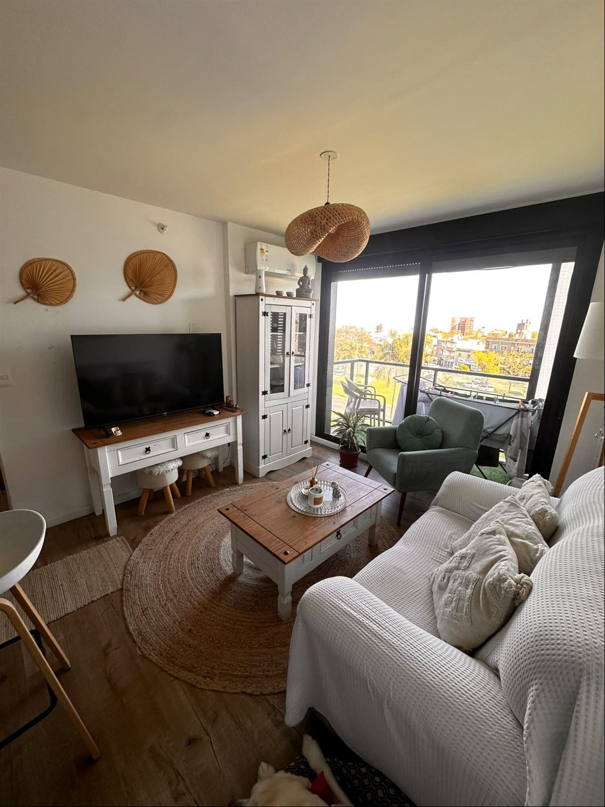 Alquiler apartamento de 1 dormitorio al frente vista despejada Malvín · Foto 5