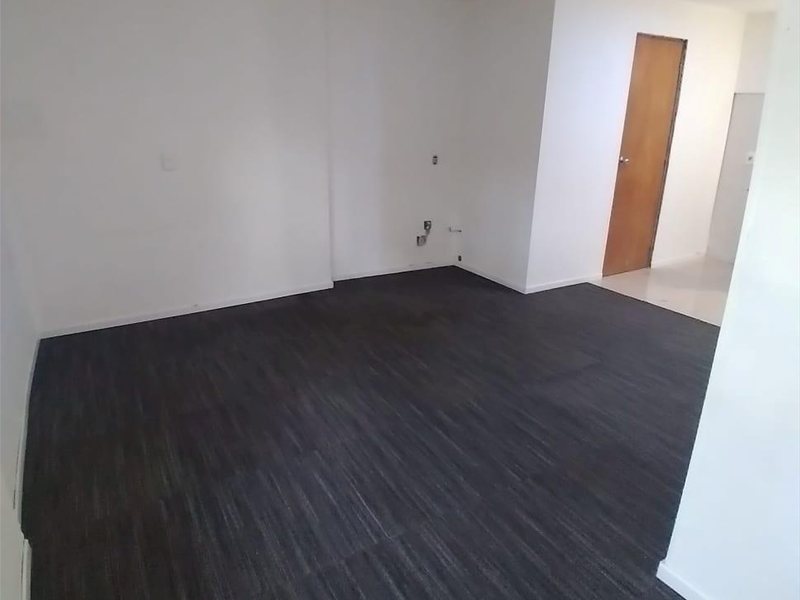 Alquiler monoambiente, al frente, jardín, Prado sur - foto 1