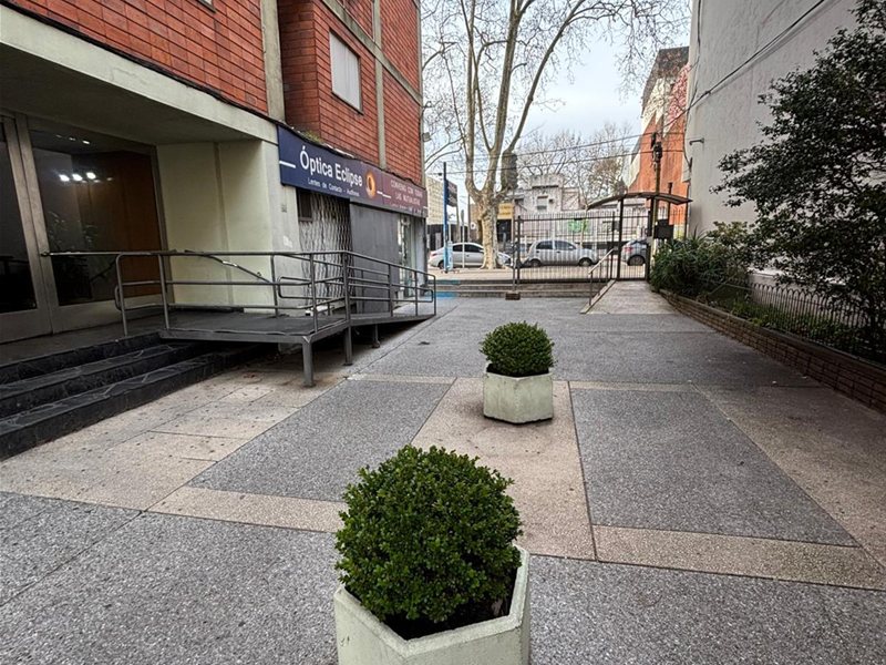 Hermoso Apartamento 2 dormitorios 8 de octubre frente Casmu - foto 2