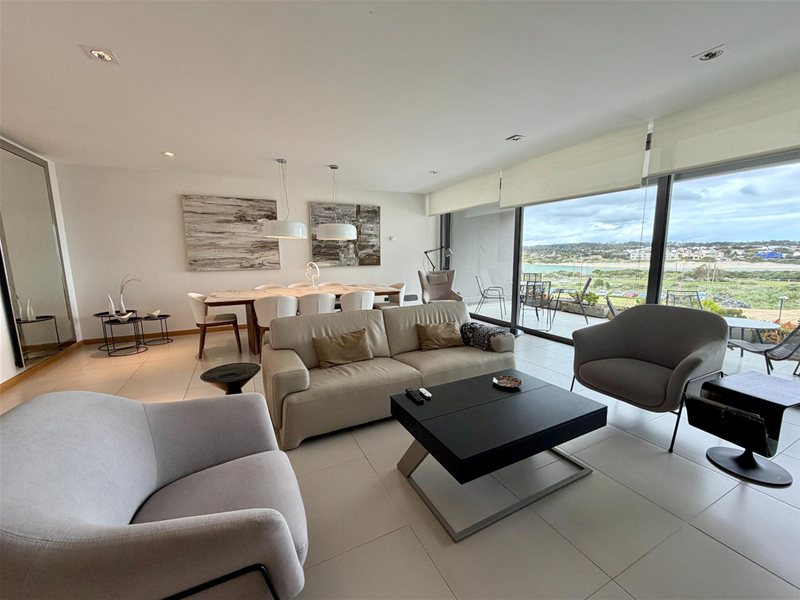 Departamento en Venta  en Tiburon Terrazas Barra 3 Dormitorios + Dependencia - foto 2