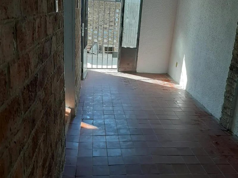 Alquiler de Casa en la Unión 1 dormitorio y patio - foto 3