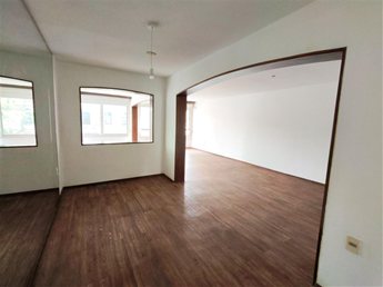 Alquiler apartamento de 2 dormitorios, estar o escritorio, terraza lavadero y cochera - foto 7