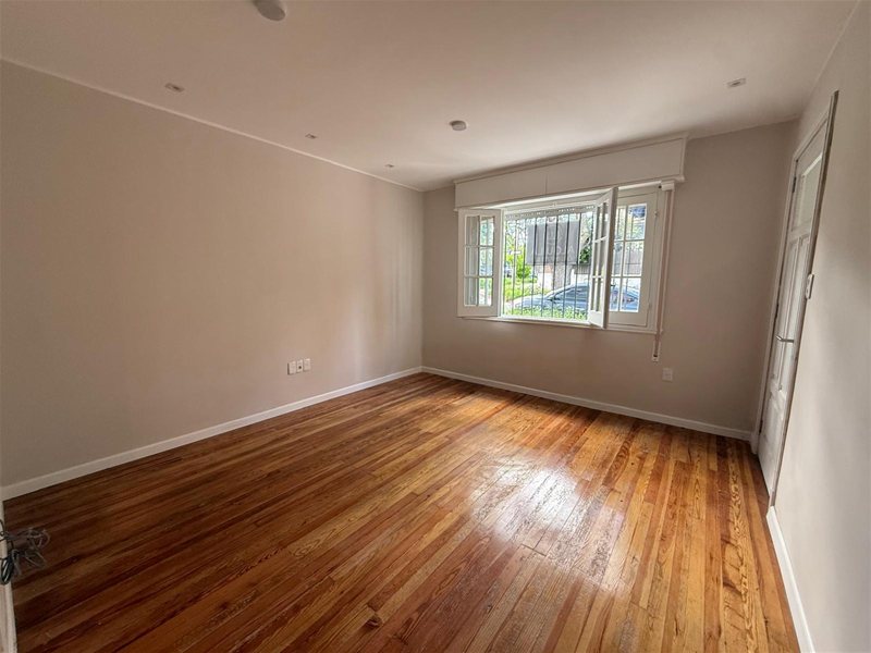ALQUILER CASA PARA OFICINA WTC - 6 Dormitorios 3 Baños - foto 4