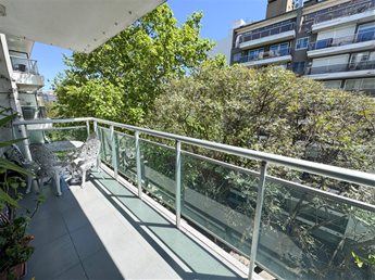 Venta de apartamento de dos dormitorios y garaje a metros de Villa Biarritz. - foto 4