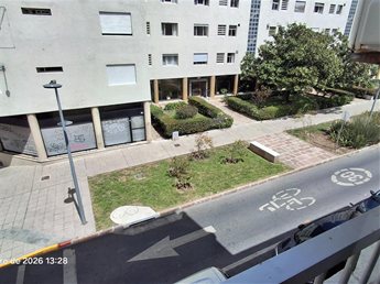 Divino apto Ciudad Vieja 2 Dormitorios 1 Baño hiper luminoso, al frente, 2do piso por escalera cómoda. cocina definida y lavadero U$S139.000 gc $1.900 - foto 6