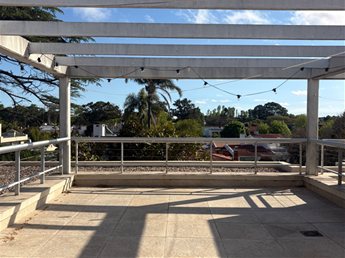 En exclusividad !! Nuevo ingreso! Divino apartamento en Carrasco Sur! 3 dormitorios y servicio. Super centrico - foto 4