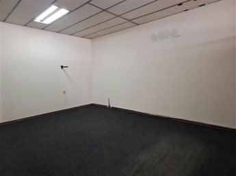 Venta oficina de 4 ambientes en el Centro - foto 6