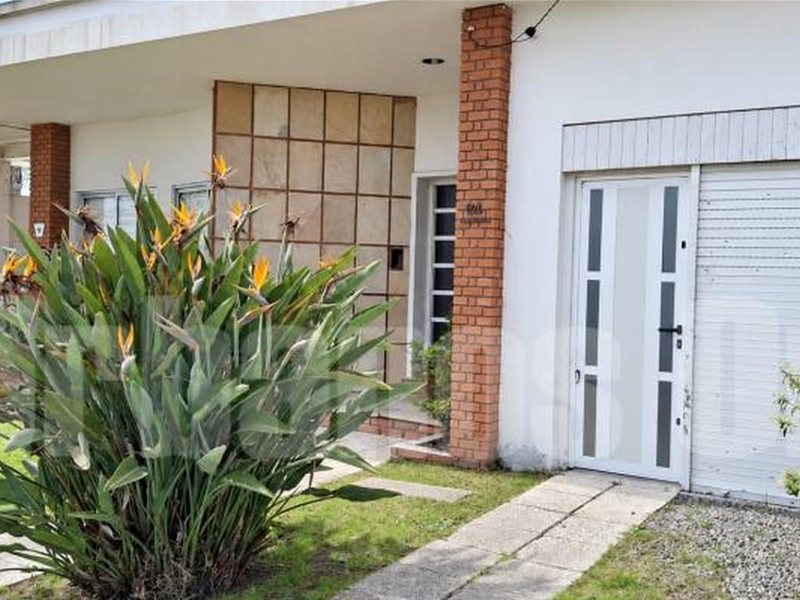 Casa en venta sobre Rambla, Colonia del Sacramento - Ref. 6060 - foto 2
