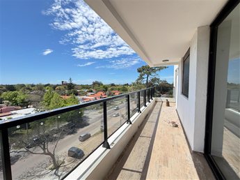 Alquiler Anual de Apartamento de 2 dormitorios - Cochera - Parrillero - Atlántida - foto 6
