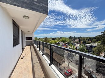 Alquiler Anual de Apartamento de 2 dormitorios - Cochera - Parrillero - Atlántida - foto 7