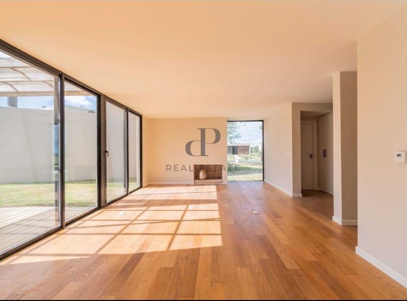 Alquiler casa en Huerta de los Horneros, casa de tres dormitorios con salida a piscina compartida con 3 casas - foto 4