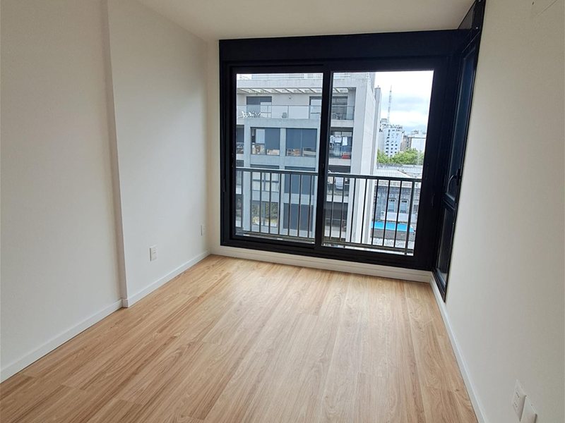 Apartamento de 1 dormitorio con cochera en Cordon Sur - foto 4