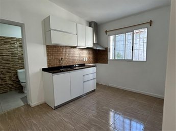 Alquiler apartamento planta baja, gran patio, cocina definida, Próximo Católica, impecable La Blanqueada - foto 5