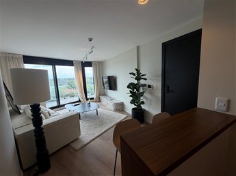 CARRASCO ESTE Venta apartamento 2 Dormitorios, vista al lago, muy luminoso, finas terminaciones, Garaje, AMENITIES: Barbacoa con parrillero, Cowork, Beneficios fiscales, Entrega Febrero 2027 - foto 4