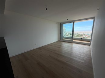 CARRASCO ESTE Venta Apartamento 3 Dormitorios, 2 Baños, amplias terrazas, vistas a la Rambla, Garaje doble, AMENITIES: Piscina, Barbacoa con parrillero, Gimnasio, Cowork, Laundry - foto 5