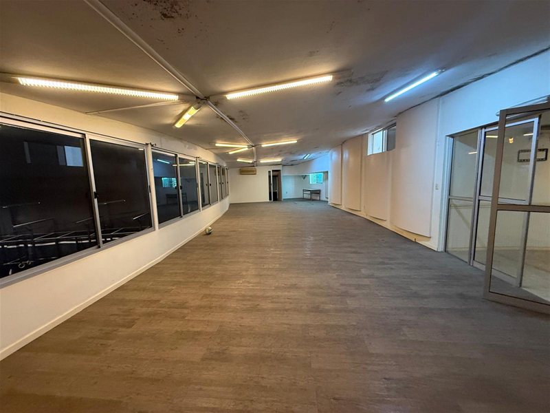 ALQUILER Local comercial de 270m2 en Pocitos - foto 1