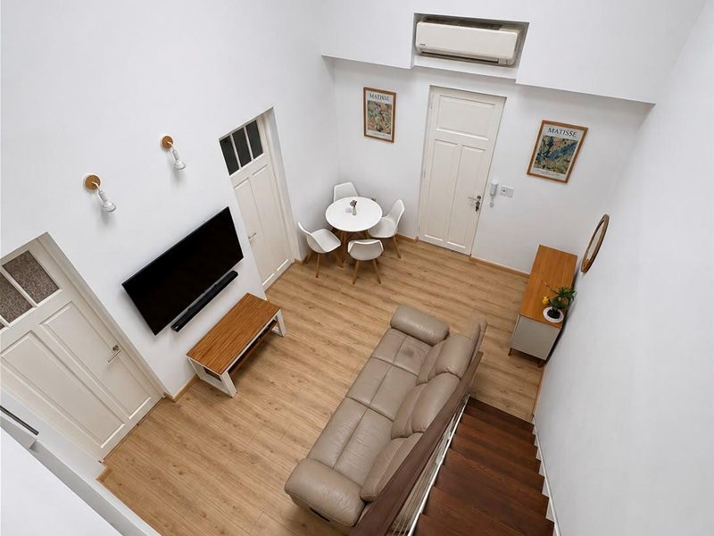 CASA PLANTA BAJA PH EN POCITOS CON AZOTEA EXCLUSIVA – EXCELENTE - foto 3