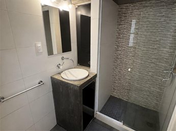 CASA PLANTA BAJA PH EN POCITOS CON AZOTEA EXCLUSIVA – EXCELENTE - foto 5