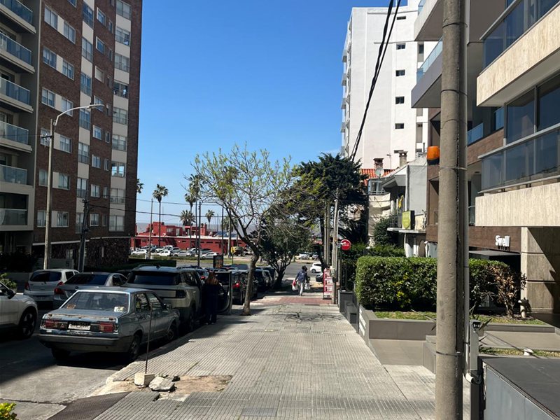 VENTA APARTAMENTO PUNTA CARRETAS MONOAMBIENTE KITCHENETTE PLACARES,MODERNO EDIFICIO CASI MAR Y  AMENITIES. - foto 2