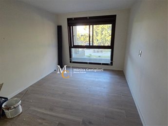 Apartamento en Carrasco Barrios con Seguridad
