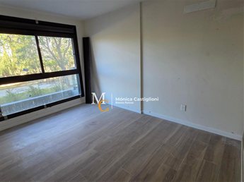 Apartamento en Carrasco Barrios con Seguridad