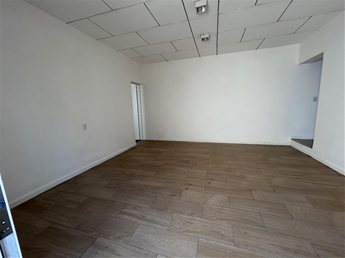 Alquiler apartamento planta baja, gran patio, cocina definida, sin gastos comunes Próximo Católica, impecable La Blanqueada - foto 5