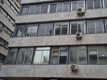 SOBRE 25 DE MAYO ESQUINA MISIONES en alquiler o venta