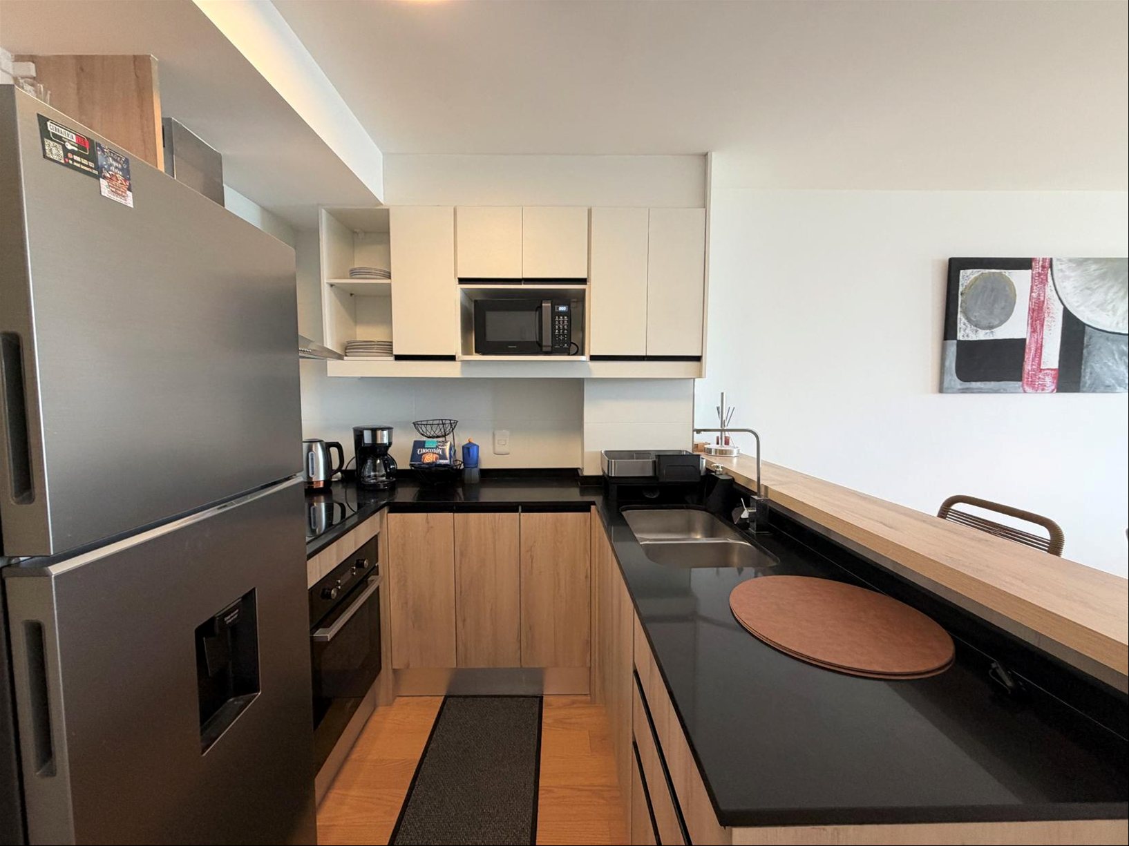 Alquiler Apartamento amoblado 2 dormitorios 2 baños, balcón. Garage. Punta Carretas · Foto 4