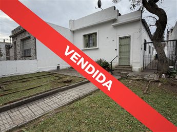 VENDIDA- Venta Casa Con Jardín Y Fondo En Prado Norte | 384 M2 | Excelente Oportunidad
