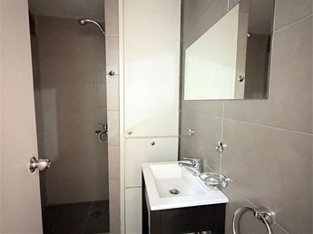 Alquiler apartamento 2 dormitorios 2 baños suite garage Pocitos - foto 7