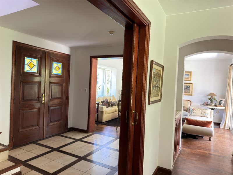 Venta casa Barrio Privado Altos de la Tahona. 3 dormitorios y servicio - foto 2