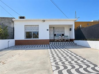 Se vende casa de dos dormitorios en Maroñas
