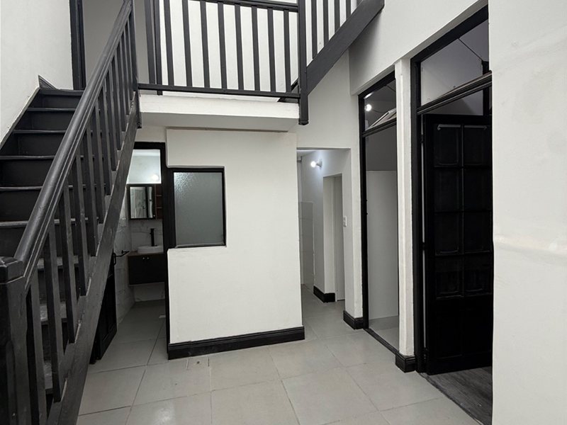 Venta apartamento 3 dor Ideal para tener una inversion segura esta con renta. - foto 1