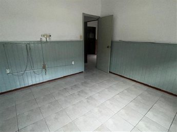 Casa 2 Dormitorios, Zona céntrica en Las Piedras. - foto 4