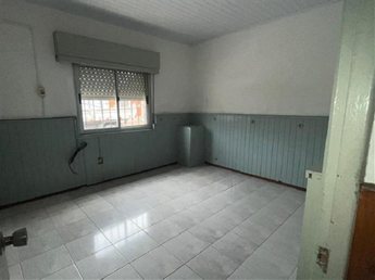 Casa 2 Dormitorios, Zona céntrica en Las Piedras. - foto 6