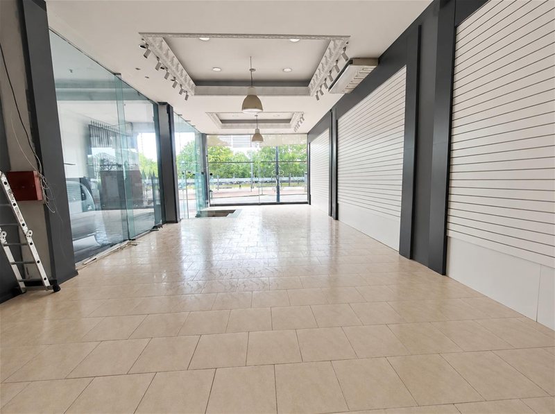 ALQUILER Edificio de 938m2 en zona de outlets en Aguada - foto 3