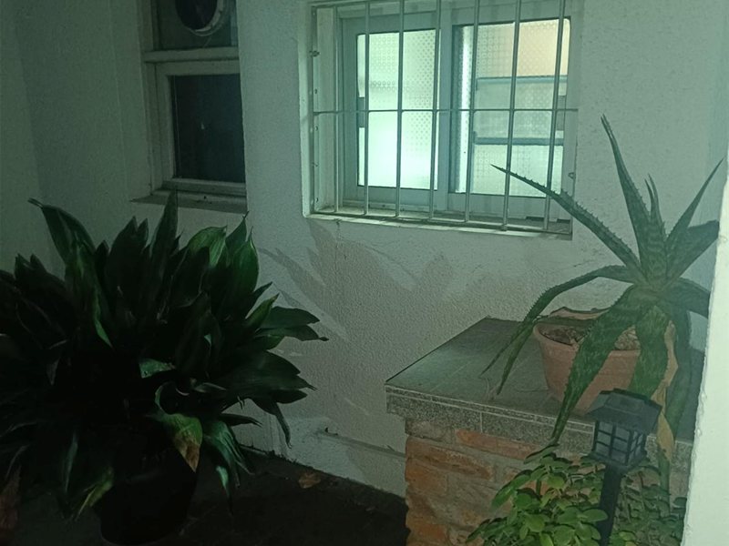 Venta de apartamento tipo casa, al frente, 2 dorm, azotea, Reducto. Acepta préstamo bancario - foto 2