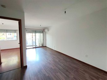 Alquiler apartamento de 1 dormitorio con terraza y cochera - foto 4