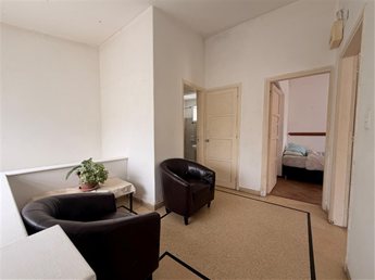 Venta de casa de 2 plantas, 2 dormitorios, garaje, jardín, patio. Malvín nuevo. PEYROU - foto 5