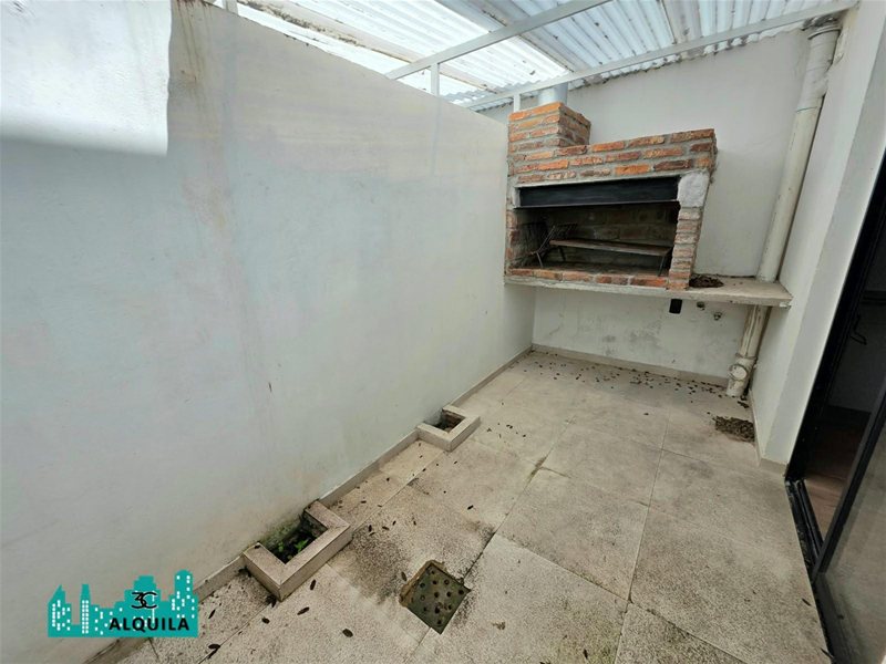ALQUILA! MODERNO DUPLEX DE 1 DORMITORIO! PATIO EXCLUSIVO CON PARRILLERO! BAJOS GS CS! AGUADA! - foto 3