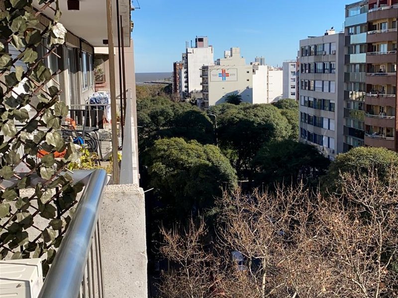 Apartamento de 3 dormitorios en Punta Carretas – Av. Sarmiento y 21 de Setiembre - foto 1