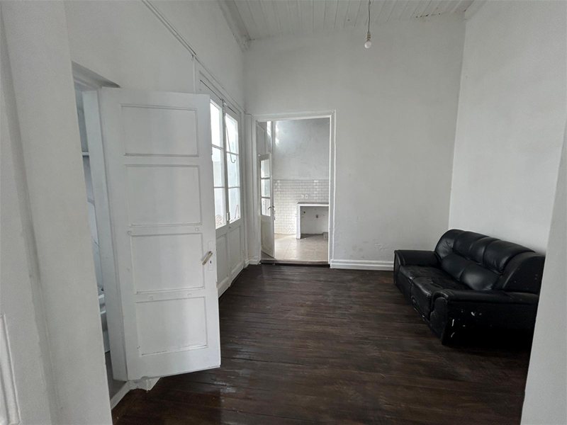 Alquiler Casa de Altos 2 Dormitorios con Balcón – Ciudad Vieja (AS) - foto 2