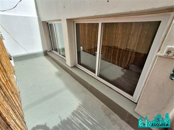 ALQUILER!!! AMPLIO MONOAMBIENTE CON PATIO!!! SOBRE AV. 18 DE JULIO!!! CORDÓN!! - foto 4