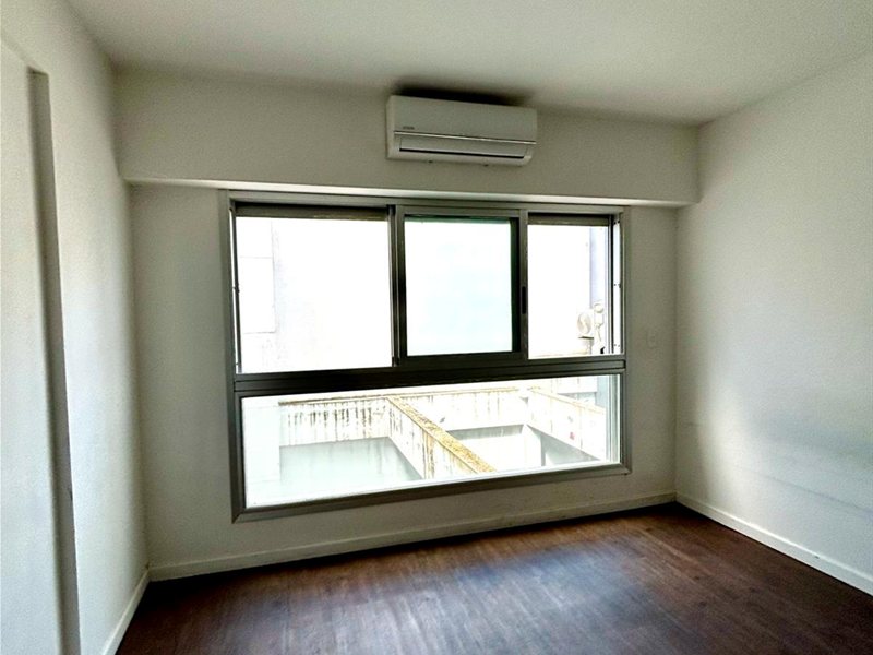 Pocitos Venta Monoambiente 35m2 amplio luminoso - foto 3