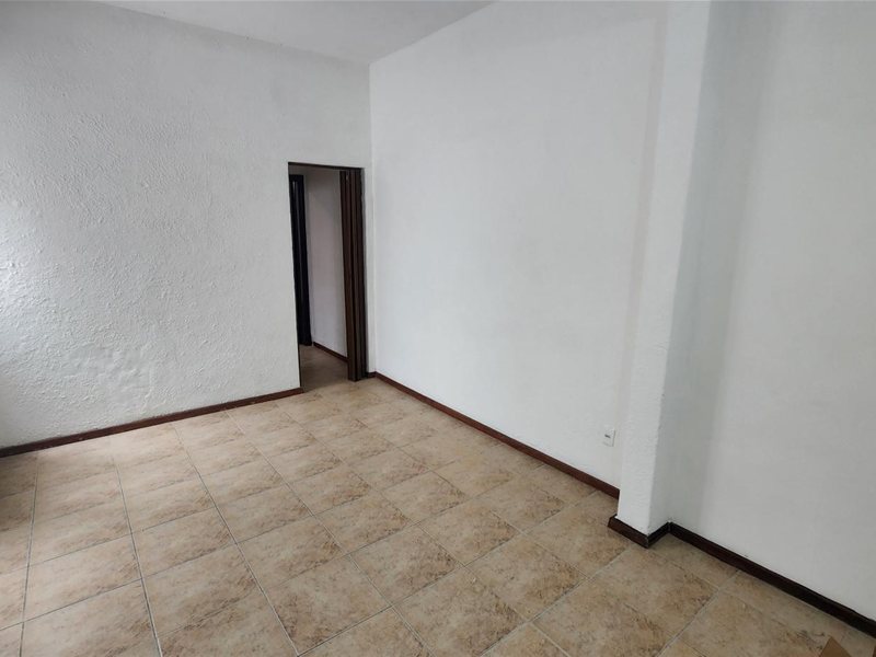 ALQUILER APARTAMENTO POCITOS 2 DORMITORIOS BAÑO AZOTEA AMPLIA - foto 2