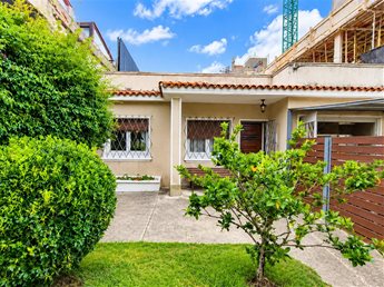 2 casas en padrón único de 419 m² sobre Av. Rivera, Malvín