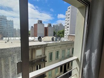 Alquiler monoambiente al frente vivienda u oficina - foto 6