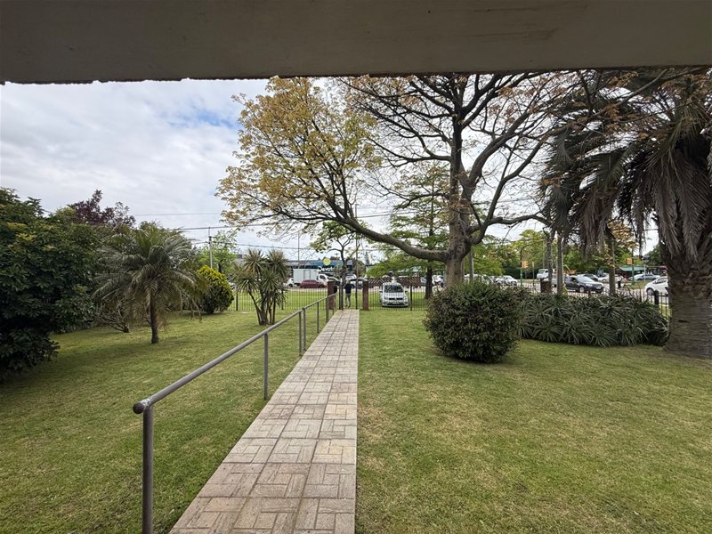 FOTI VENDE La Esquina de Avenida Italia y Blanco Acevedo con 745m de solar y 54m de frente ! OPORTUNIDAD ! - foto 3